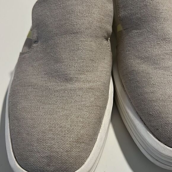 Franco Sarto Maldives Putty Fabric Slip On Sporty Sneaker Size 9.5 - Picture 9 of 11